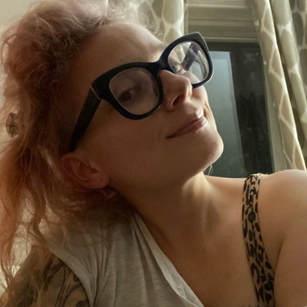 Meet your Posher, Charlotte